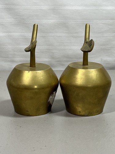 Vintage Solid Brass Apple Shaped Bell Embossed Leaves Brass Bell Made in India - Picture 4 of 7