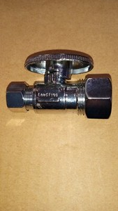 5/8" OD X 3/8" OD 1/4 TURN COMPRESSION STRAIGHT STOP VALVE (LEAD FREE)