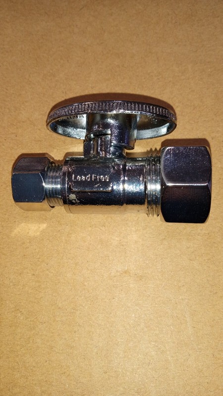 5/8" OD X 3/8" OD 1/4 TURN COMPRESSION STRAIGHT STOP VALVE (LEAD FREE)