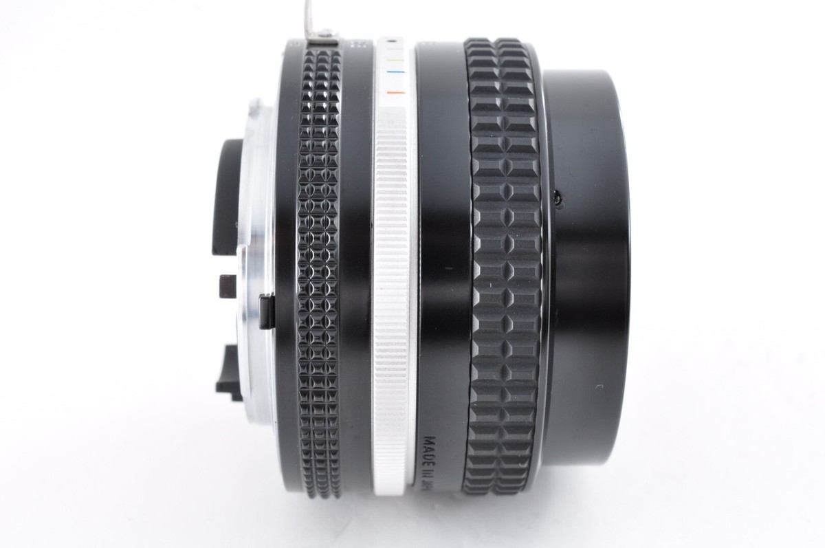 Nikon Ai-s AIS Nikkor 20mm f3.5 Wide Angle Prime Lens from Japan