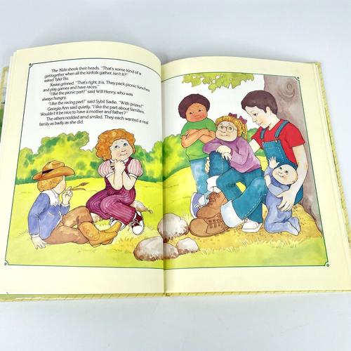Cabbage Patch Kids The Big Bicycle Race 1984 Hardback Book Marileta Robinson - Picture 9 of 18