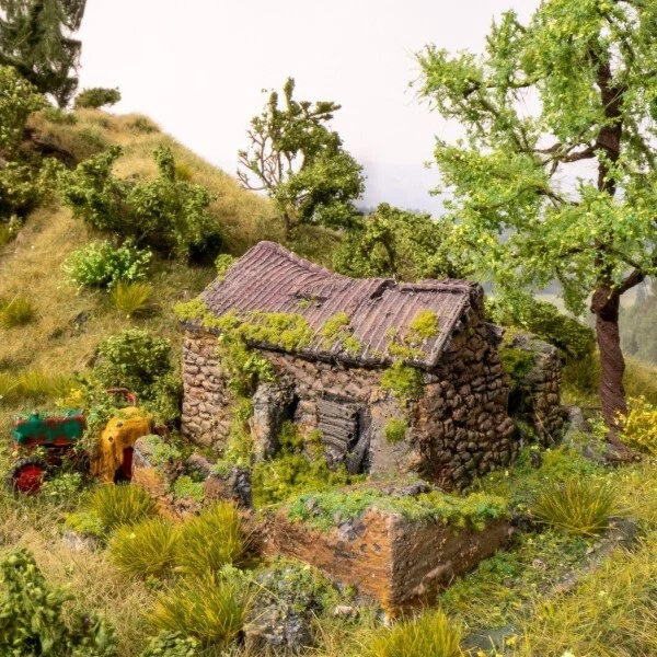 Noch 60761 Vergessener Ort "Gebäuderuine" H0 + Neu