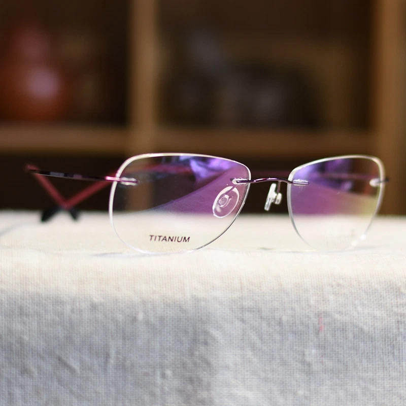 Ultra-Ligero β Titanio Púrpura Gafas Marco Mujer Gafas de Vino Sin Montura Foto 3 de 4