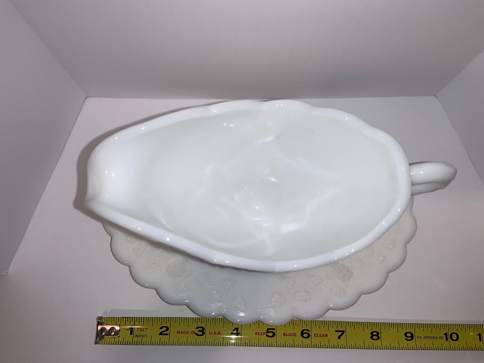 Vintage WESTMORELAND Milk Glass SAUCE BOAT GRAVY with Oval Under Plate eBay