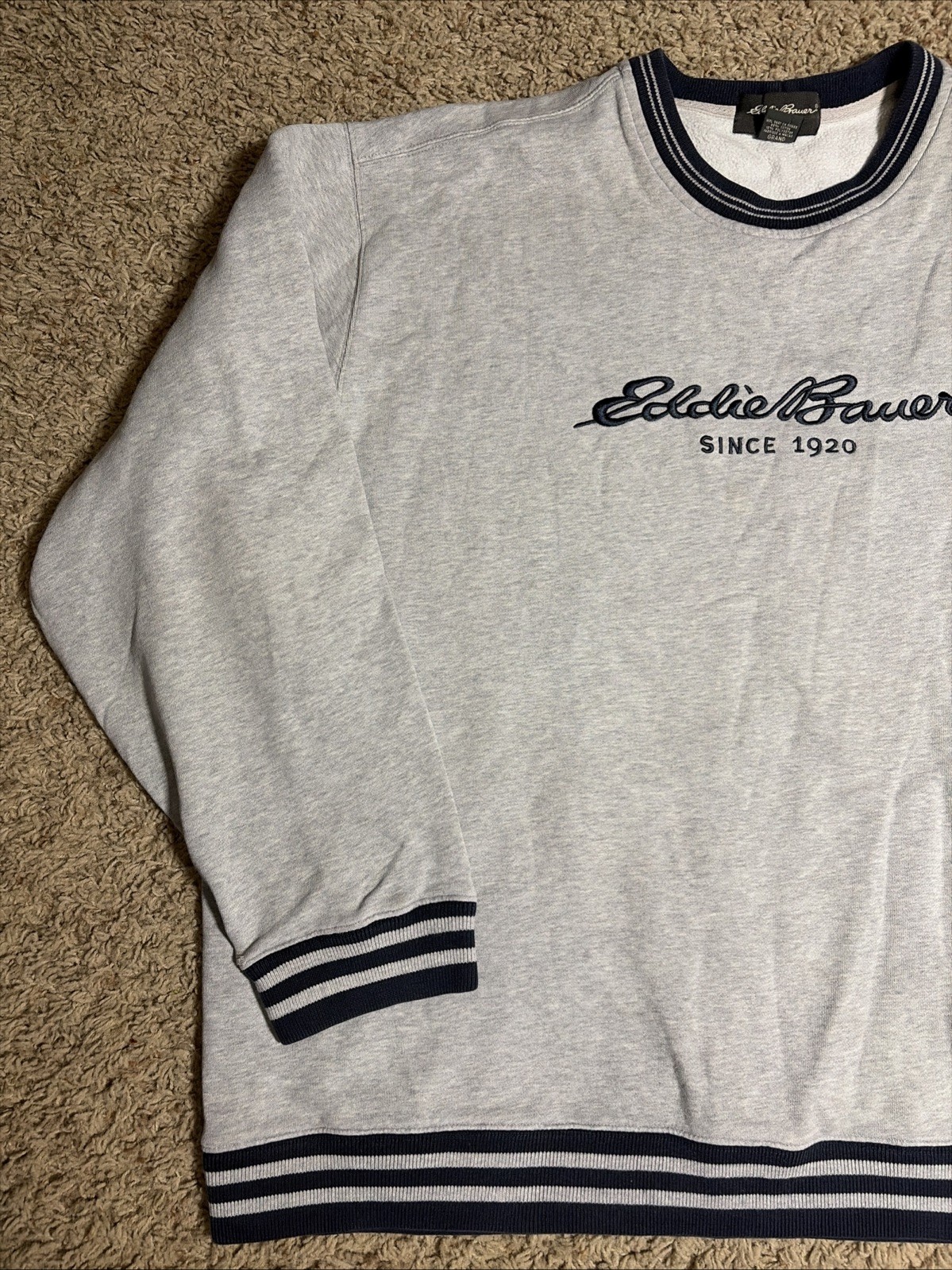 Men’s XXL Tall Eddie Bauer Sweatshirt Gray Spellout Logo Sweater 90s image 2