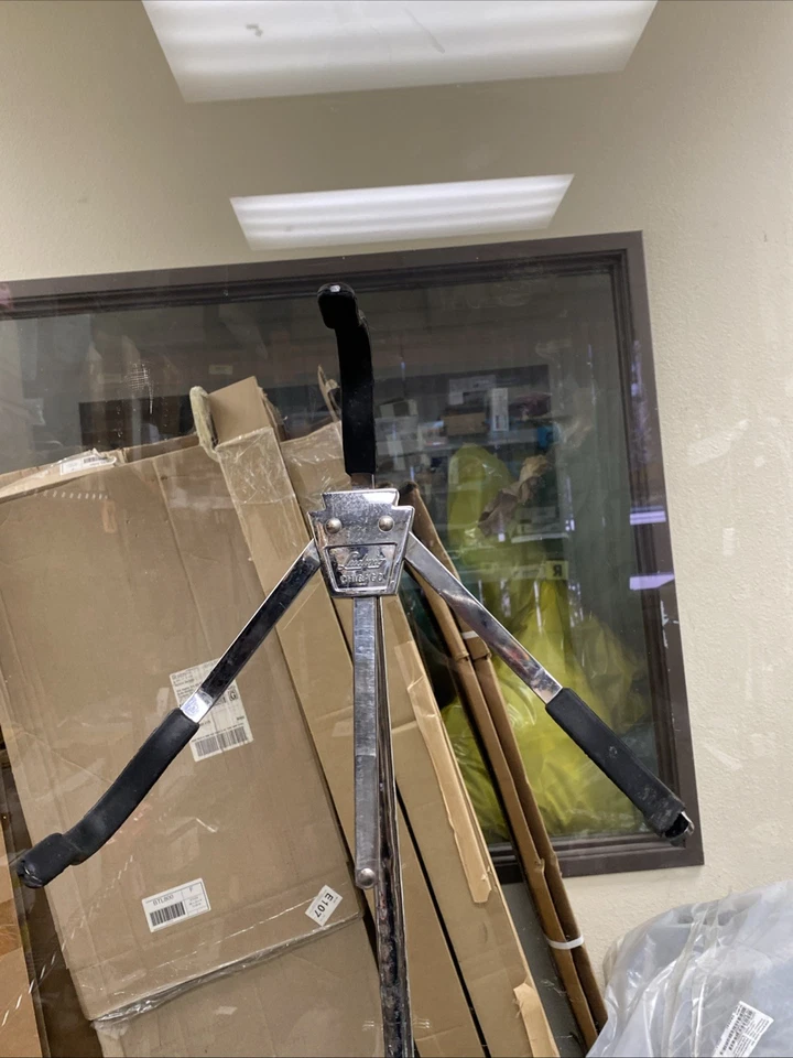 Soporte de tambor Ludwig vintage cromado al ras Chicago EE. UU. con estuche de tambor redoblante Foto 2 de 4