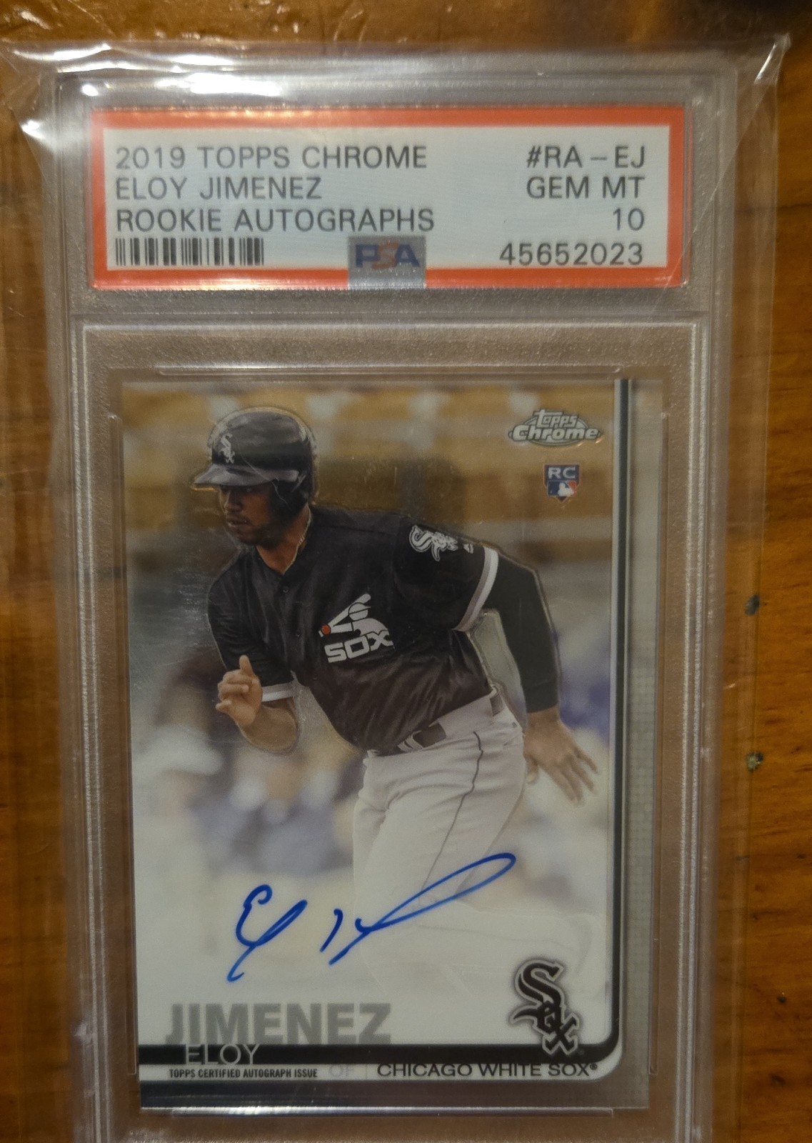 2019 Topps Chrome - Rookie Autographs Eloy Jimenez #RA-EJ (AU, RC)