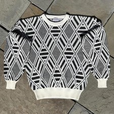 Vintage 80s Cream  Grey Knit Pattern Crewneck Sweater