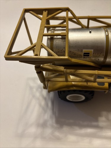 SpecCast KZCO 1:28 Ag-Chem Terra Gator 1664t Liquid Sprayer serial #409 Model - Picture 2 of 24