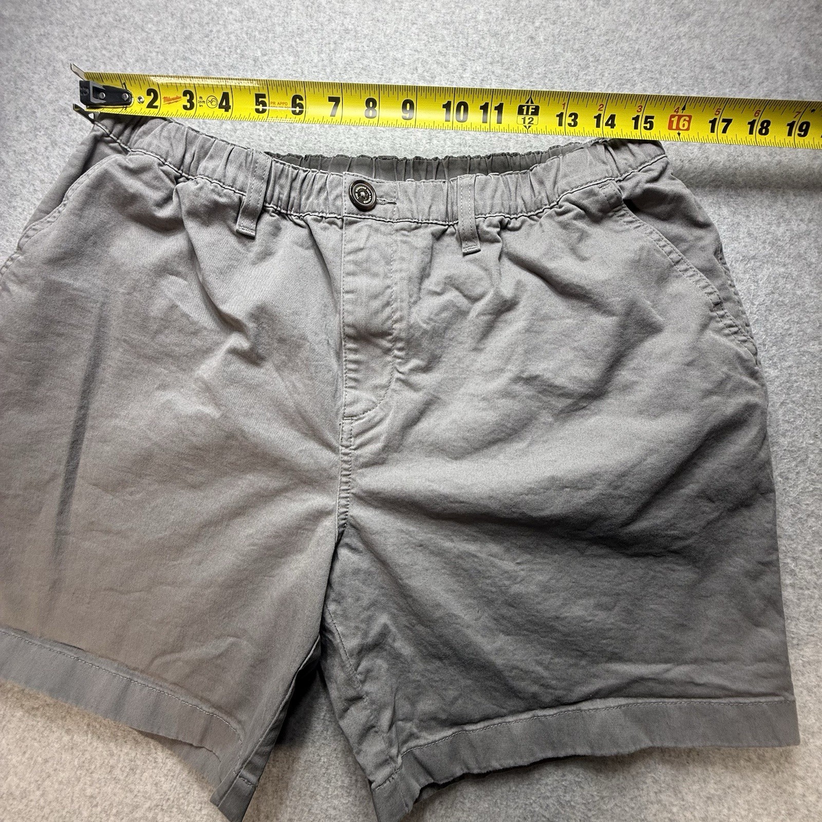 Chubbies Shorts Mens Size XL Grey Regular Fit 7" Inseam Chino