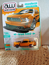 Auto World Modern Muscle 2012 Ford Mustang Boss 302 Real Rubber Tires 1:64 Scale