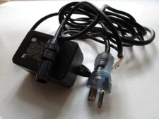 Medfusion Power Supply AC Adapter Model 2HC11 for 2000 Series