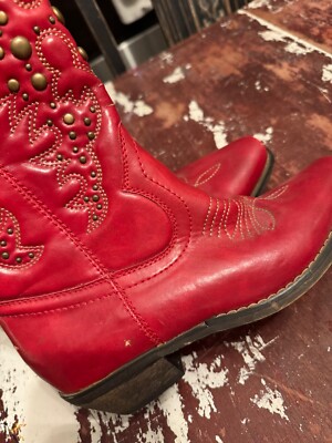 Limelight Red Cowboy Boots Gold Embellishments Size 7 Half Zip Up Side Pull On