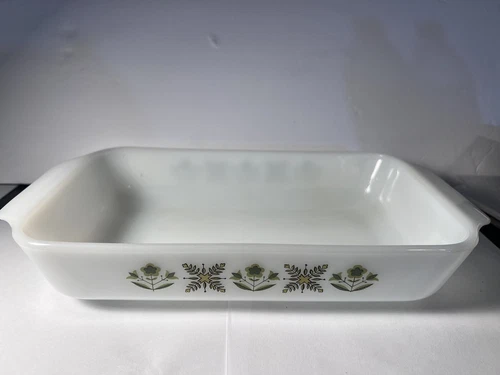 Anchor Hocking Fire King 1.5 Qt Meadow Green #432 Casserole Baking Dish VTG