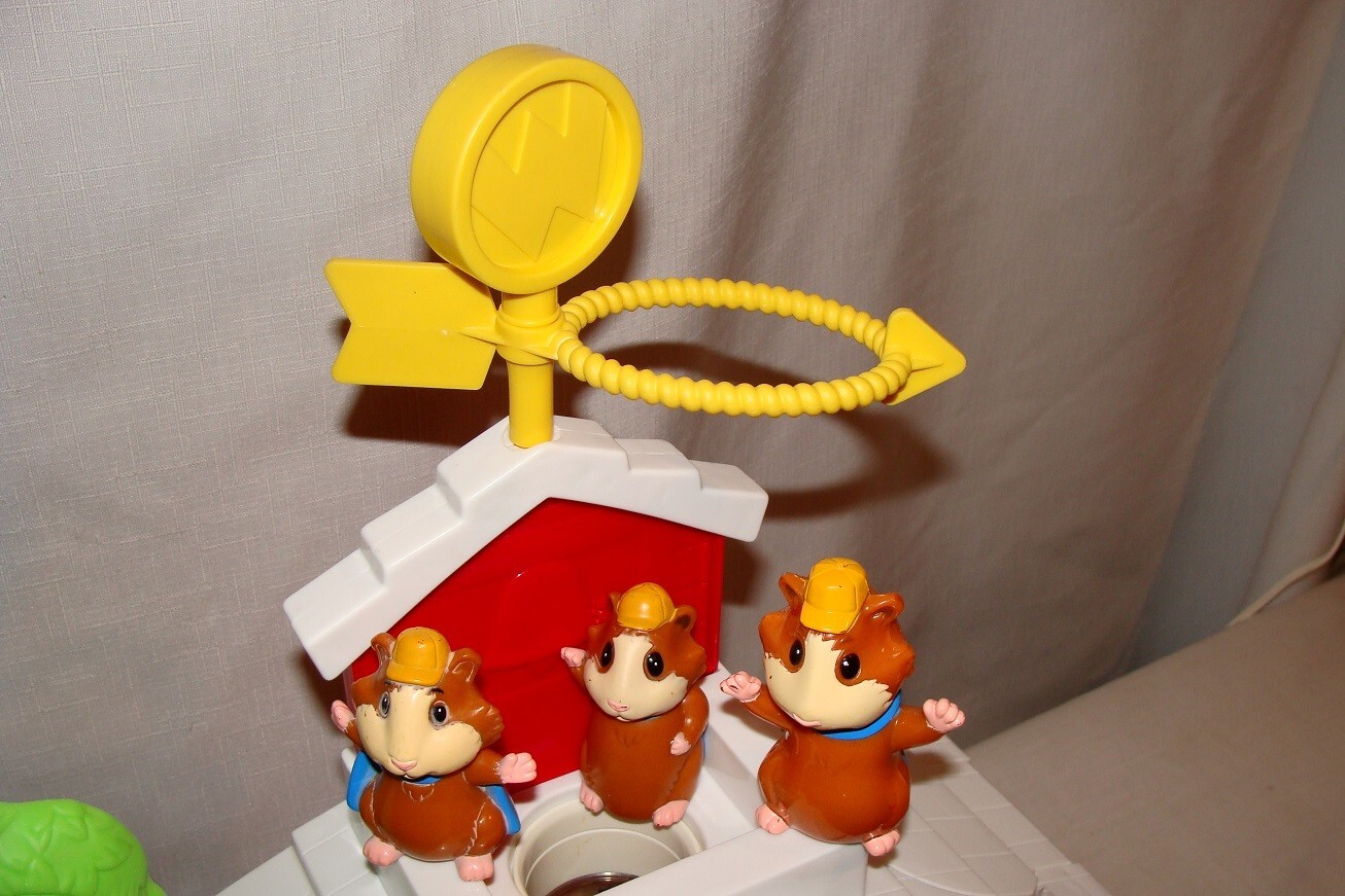 Wonder Pets Schoolhouse School House Adventure Playset Talks + Figures