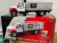 2008 FIRST GEAR BRIGG’S STRATTON FORD F-650 STAKE TRUCK 19-3763 New In Box 1:34