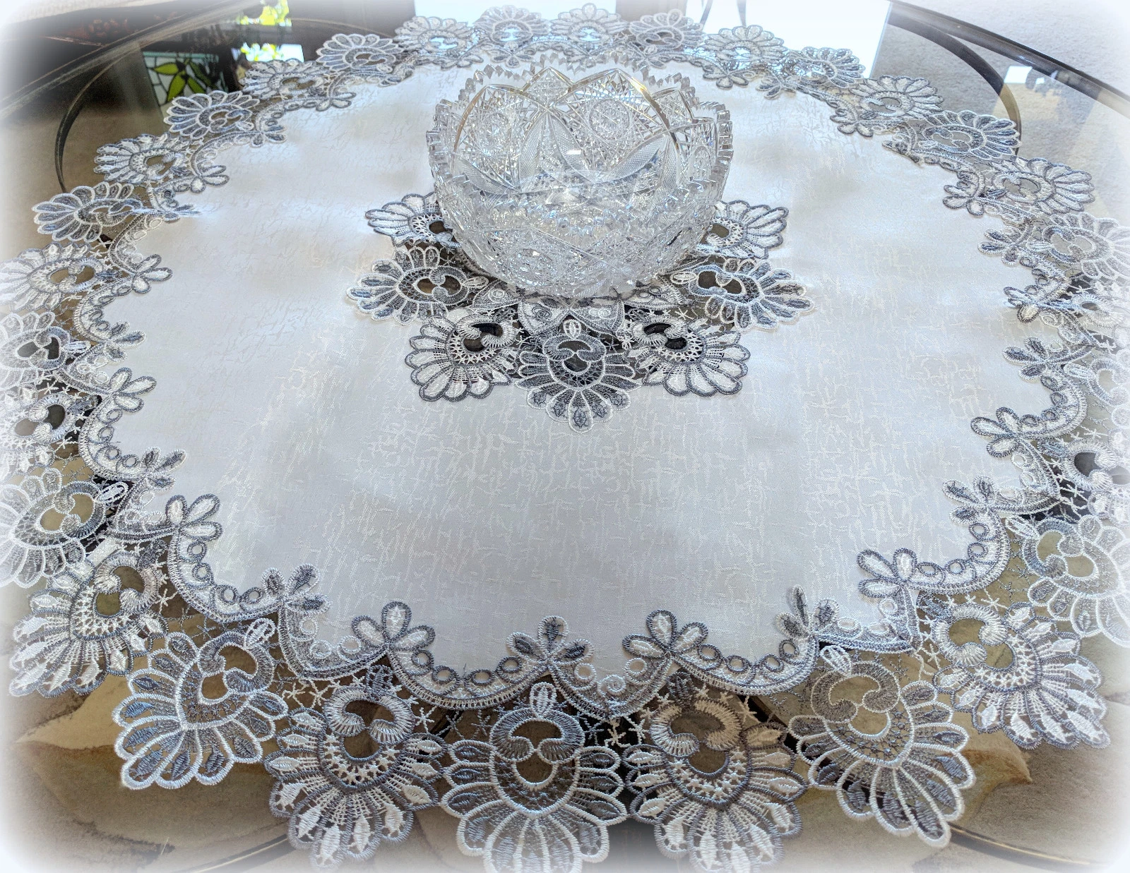 Galleria di Giovanni Lace Doily - Thumbnail 4