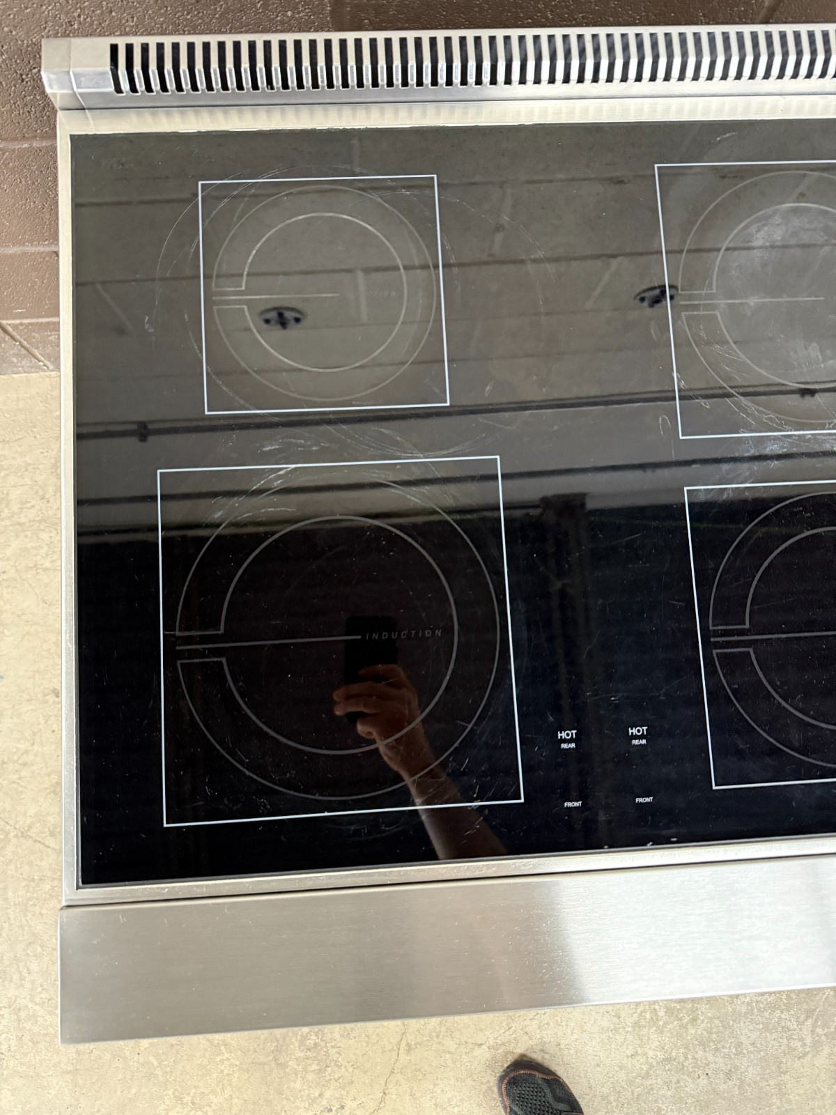 VIKING VISC5304BSS - 30" Professional Induction Range Oven 4 Burner Stainless