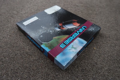 Universe 3 By Omnitrend Software ~ Original Boxed Amiga Game - Afbeelding 7 van 8