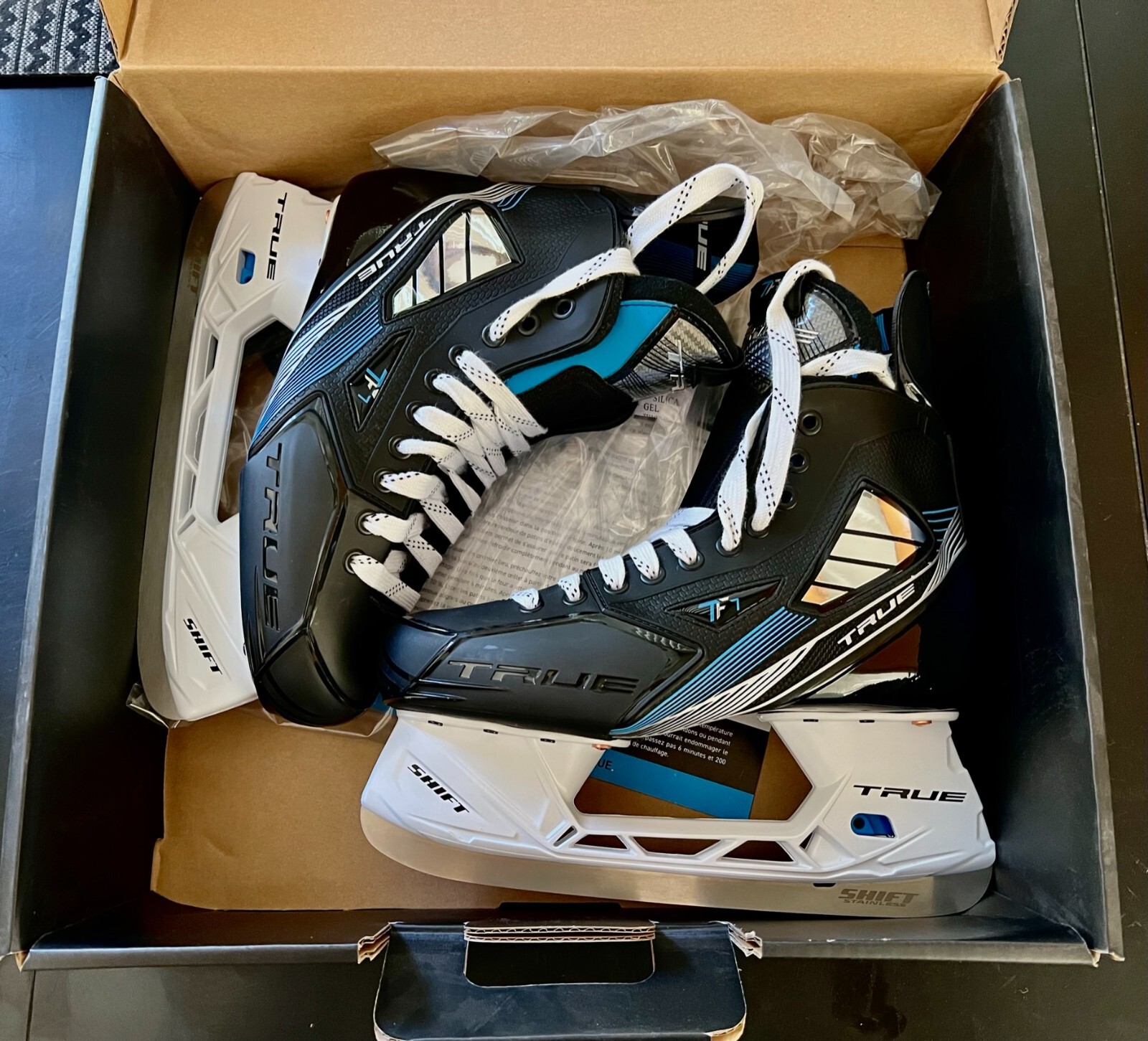 TRUE TF7 SENIOR ICE HOCKEY SKATES SIZE 8.5R NEW IN BOX eBay