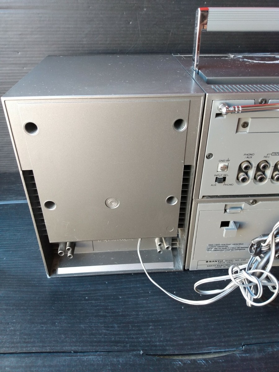 SANYO
サンヨー
ファンヒーター
石油
暖房
CFH-U321C
動作品 4328-1 SANYO MCD-ZX500F m#s ODTWARZACZ CD - 7545104752