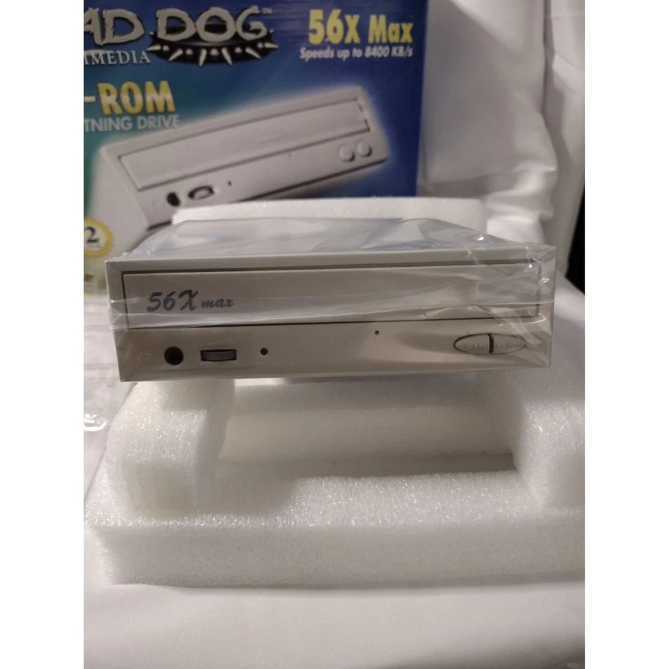 Mad Dog Multimedia CD-ROM Lightening Drive 56x Max New in the Box - Image 4 of 4