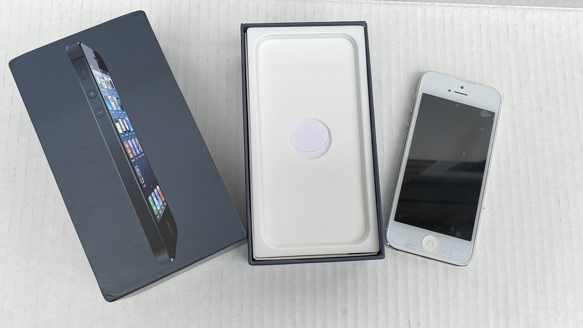 Apple iPhone 5 16GB Silver (T-Mobile) Model #MD654LL/A | eBay