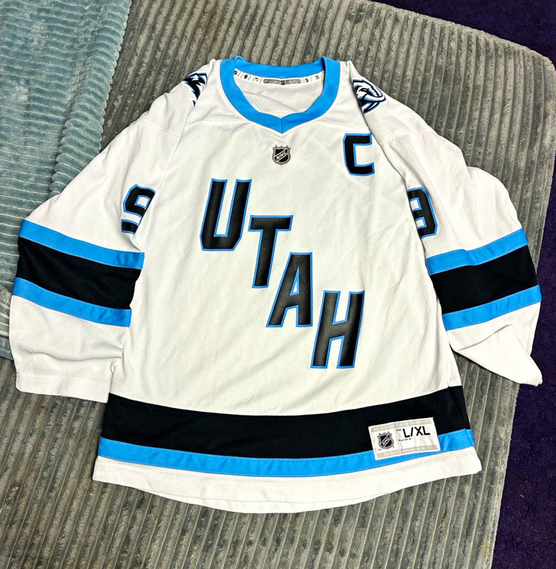 Utah Hockey Club Clayton Keller #9 NHL Jersey White/Black/Light Blue L/XL Youth