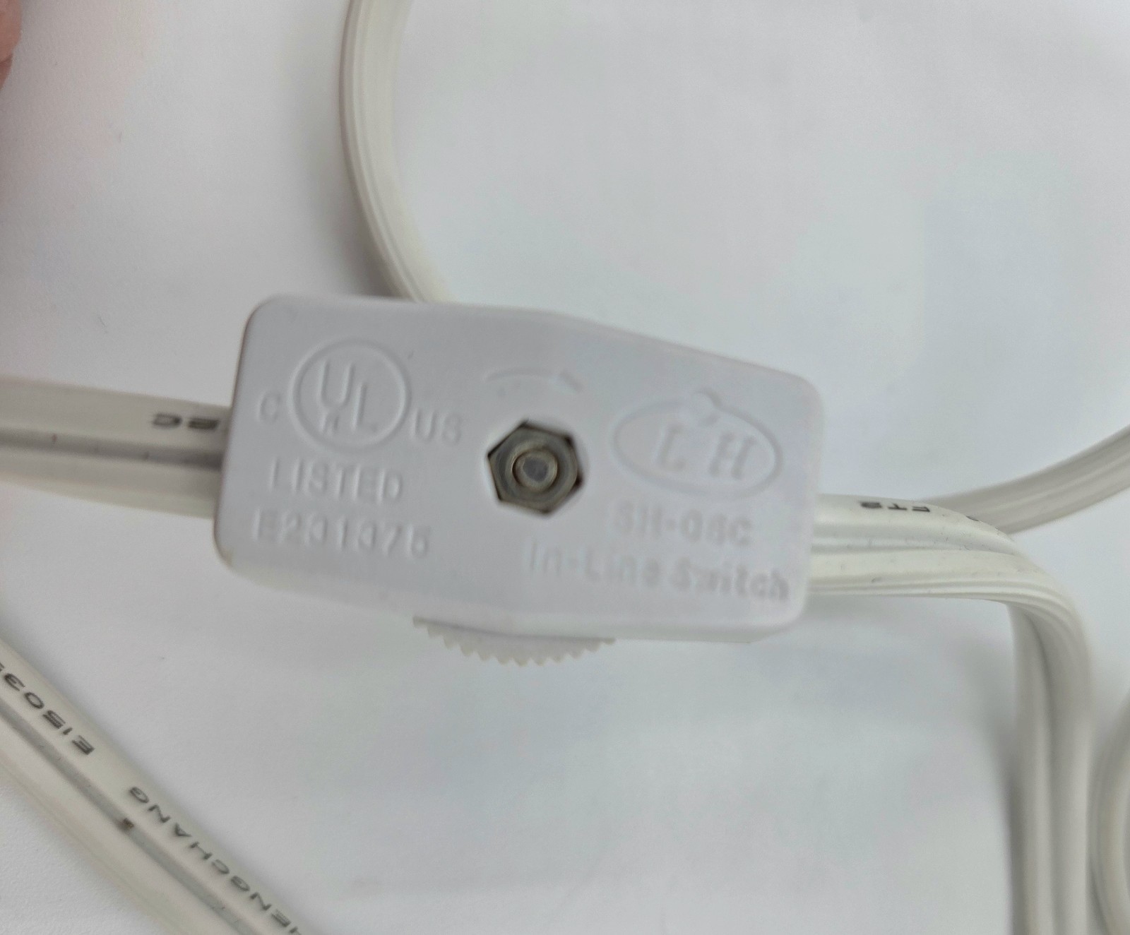 Ornate White Table Lamp Floral Scroll Base Cottage Chic Decor VTG Accent thumbnail 6