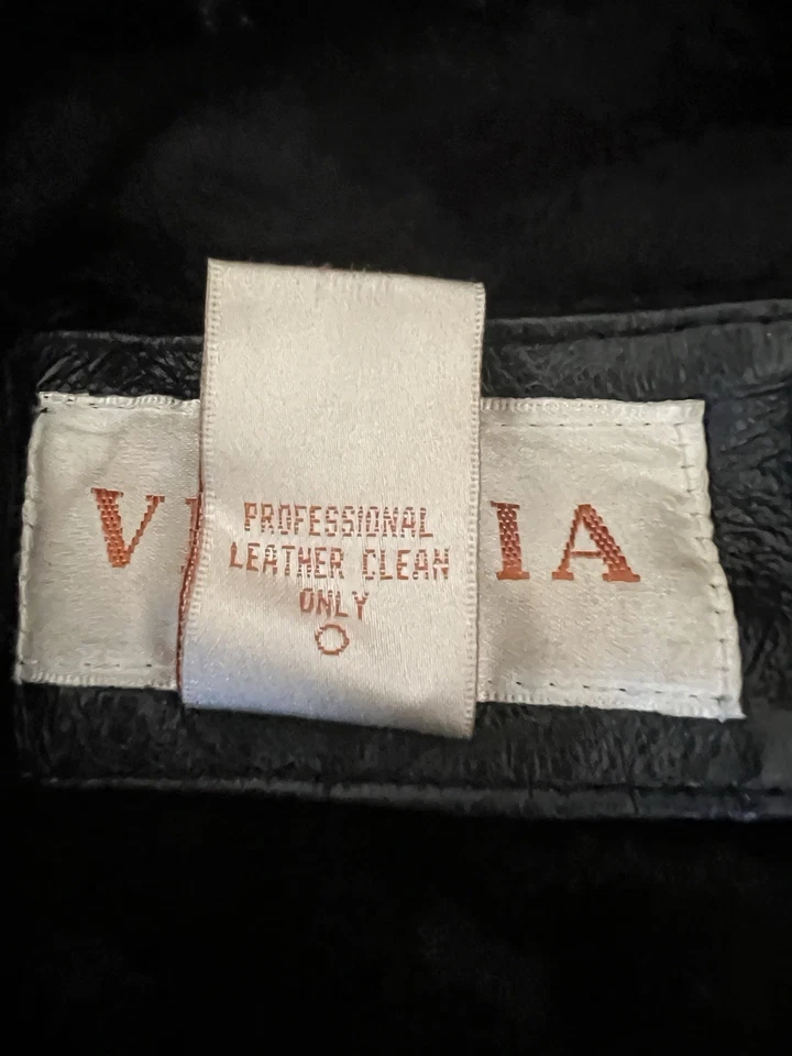 Venezia 复古皮革夹克女式加 18w 黑色长线夏尔巴内衬长线 — 第 4/4 张图片