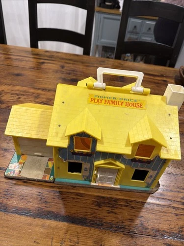 Fisher Price Little People 1969 Play Family House Only #952 Yellow Vintage Toy