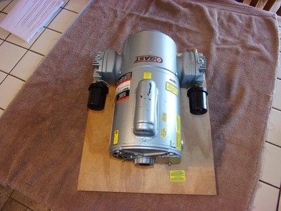 GAST Royal Beloit Oiless Air Compressor Model 5KC46KN0255 4HCC-40-M460X NEW