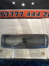 GENUINE VOLVO 940/960 FRONT GRILLE 90-1998 MADE IN USA (9126605) Ref: 221 5/5