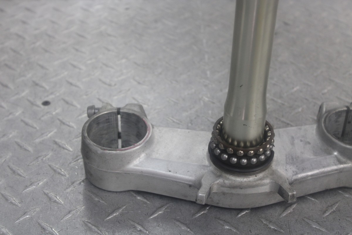 アクセサリー SSS 2005 KAWASAKI NINJA ZX6R ZX636C FRONT LOWER TRIPLE CLAMP