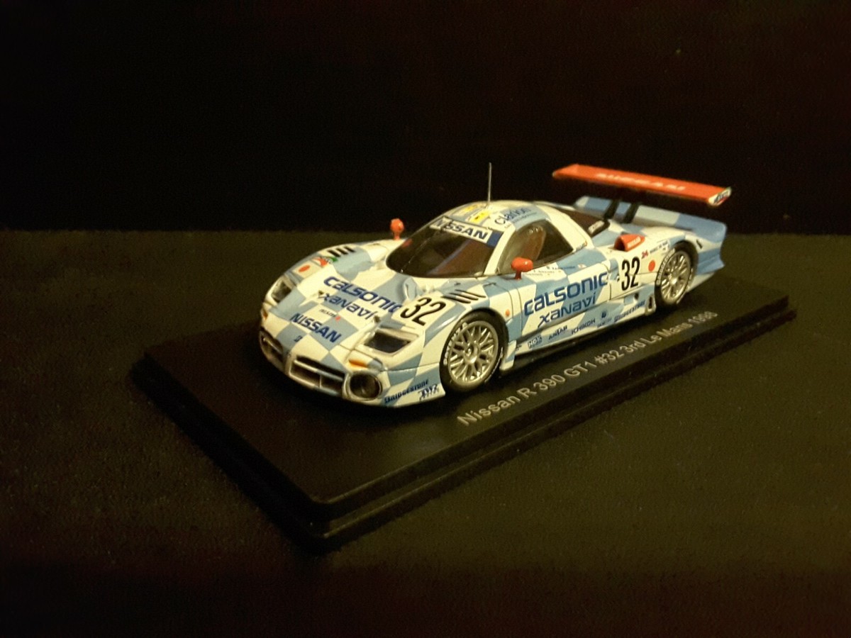 Nissan R 390 GT1 #32 3rd Le Mans 1998 Spark Diecast Vehicle in 1