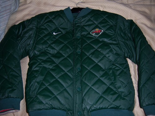 NIKE MINNESOTA WILD REVERSIBLE WINTER COAT MEDIUM 12/14 GIRLS - Picture 5 of 10