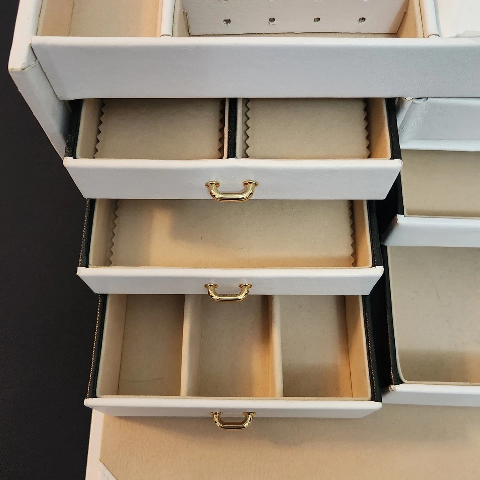 Morelle & Co Leather Domed 3 Layer 7 Drawer White Jewelry Box Brass Locks Handle - Image 2 of 4