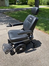 Gently used Jazzy EVO 613 Pride electric wheelchair, New Batteries