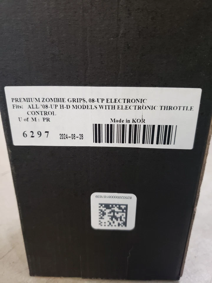 Kuryakyn Premium Zombie Grips with Throttle Boss 6297 - Image 3 of 4