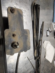 Bobcat Windshield Wiper Motor & Arm, Fits T320 Skid Steer And Others 417hrs