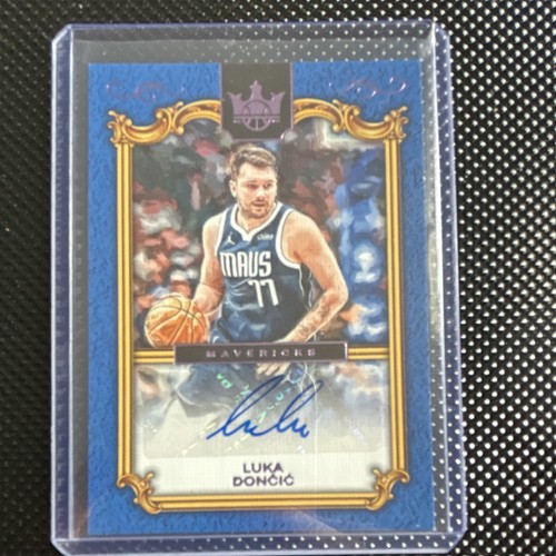 Luka Doncic [Violet] #LP-LUK 2024 Panini Court Kings Legacy Portrait Signature card