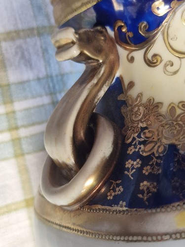 Vintage 1920s-30s Noritake Cobalt Blue Gilt Moriage Scenic Lake Landscape Vase (photo 7)