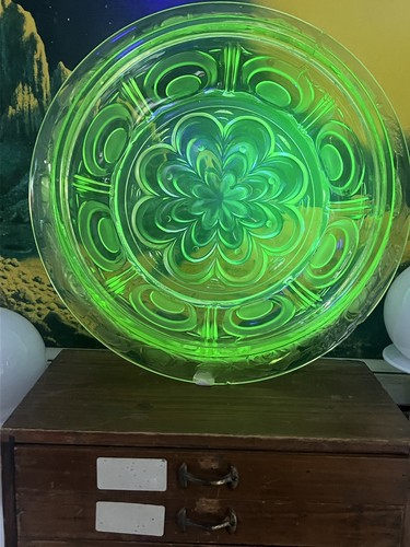 Vintage Huge Heavy Uranium Green Glass Rose Bowl - Diameter 32cm Mid Century - Picture 18 of 18