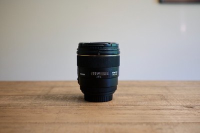 Sigma EX 85mm f/1.4 HSM DG EX Lens (Canon)