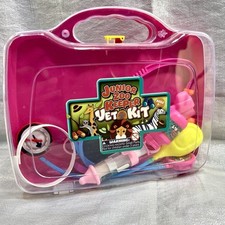 10 Piece Junior Zoo Keeper Vet Kit Ages 3 Toy Kit Case