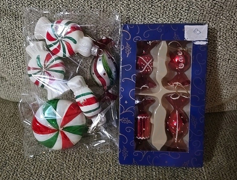 9 Blown Art Glass Wrapped Candy Christmas Ornaments Red Green Holiday
