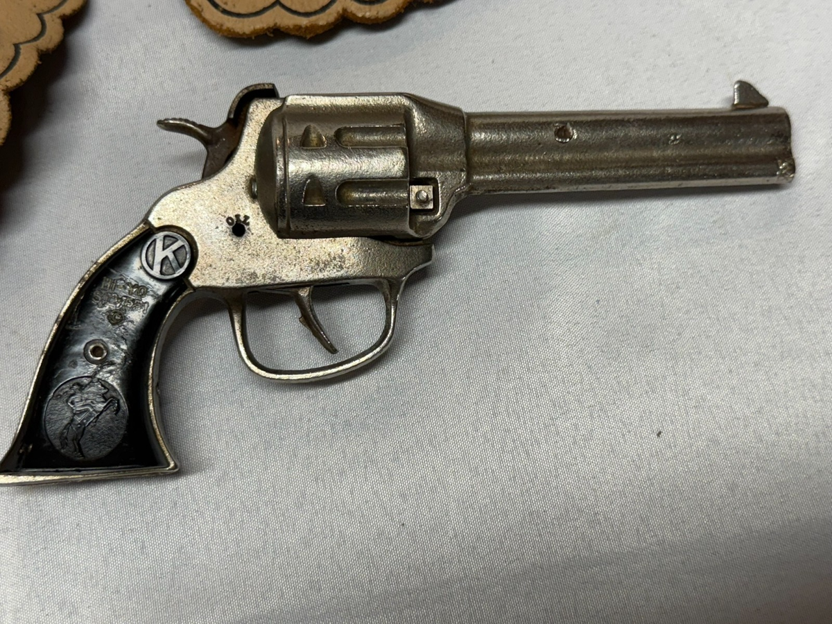 Lone Ranger Hi-Yo Silver Cap Toy Gun with Vintage Holster 1940's