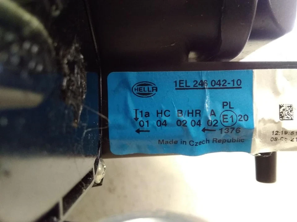 Skoda Superb 1 3U original Scheinwerfer vorn rechts Halogen mit LWR BJ2003 - Bild 3 von 4