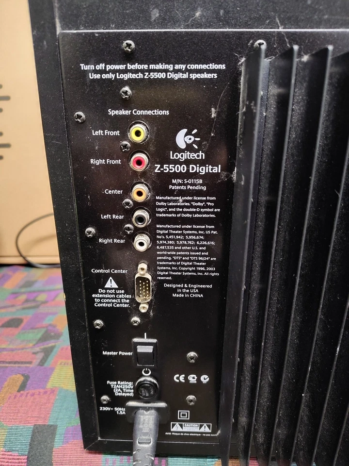 LOGITECH Z-5500 SUBWOOFER (tested And Working) + Control Pod + Remote Control - Immagine 2 di 4