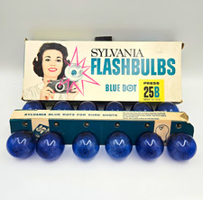Vintage Sylvania Press 25B Blue Dot Flashbulbs 25W 82V Bayonet Cap Blue 12ct